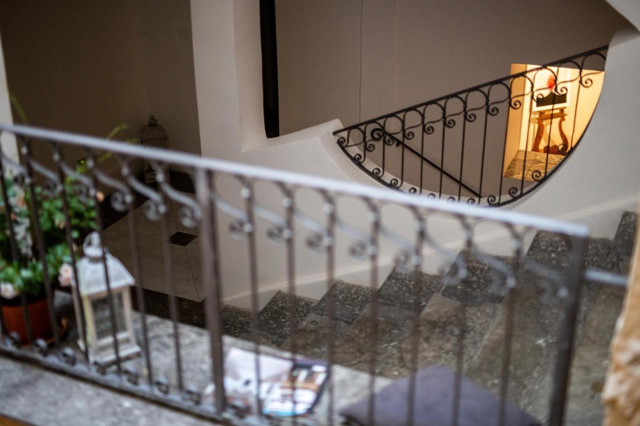 Palazzo Del Poeta - Dimora Contemporanea Hotel Palermo Kültér fotó